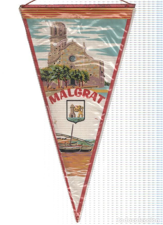 Fanions de collection: Banderin: MALGRAT DE MAR, Barcelona - Vista de la Playa, Iglesia parroquial de Sant Nicolau y escudo