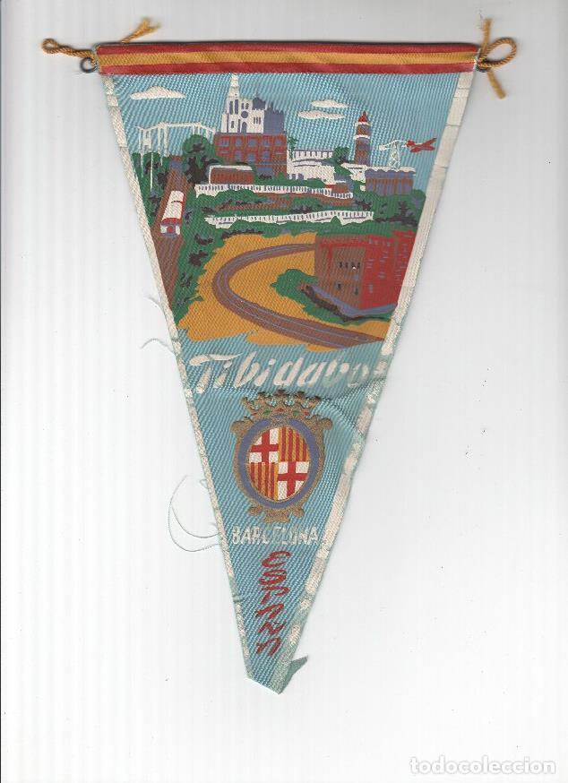 Bandierine di collezione: BANDERIN: BARCELONA - Vista del Parque del Tibidabo y escudo - VARIOS