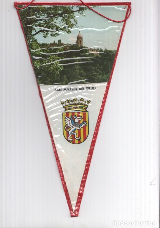 Bandierine di collezione: BANDERIN: EL BRULL, Barcelona - Imagen lejaa de Sant Martin del Brull y escudo de la localidad - VAR