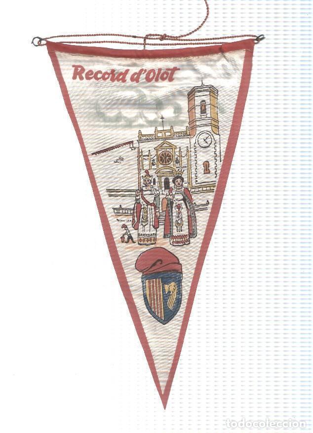 Bandierine di collezione: BANDERIN: OLOT - Catedral de OLOT , gigantes de Olot y escudo de la ciudad - VARIOS