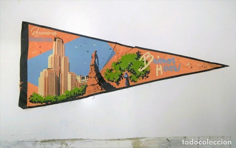 Fanions de collection: BANDERIN: ARGENTINA - BUENOS AIRES. Ilustracion del Edificio KAVANAGH y Monumento a Leandro N. Alem