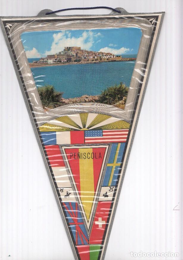 Fanions de collection: BANDERIN: PE&Ntilde;ISCOLA, Castellon - Imagen desde la lejania de la localidad de Pe&ntilde;iscola - VARIOS