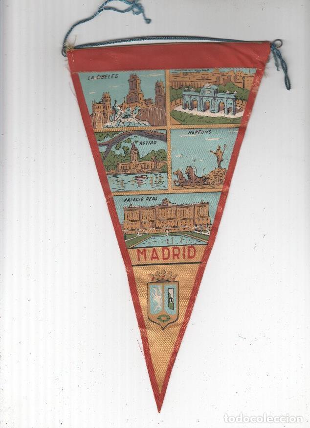 Fanions de collection: BANDERIN: MADRID - Cibeles, Puerta de Alcala, Retiro, Neptuno y Palacio Real - VARIOS