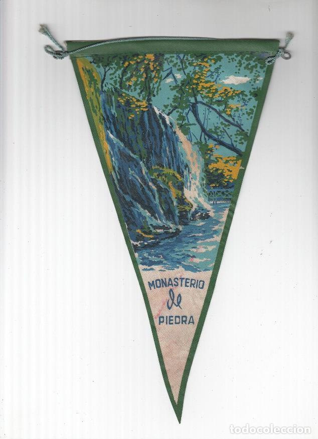 Fanions de collection: BANDERIN: MONASTERIO DE PIEDRA - Vista de la Cascada de la Caprichosa - VARIOS