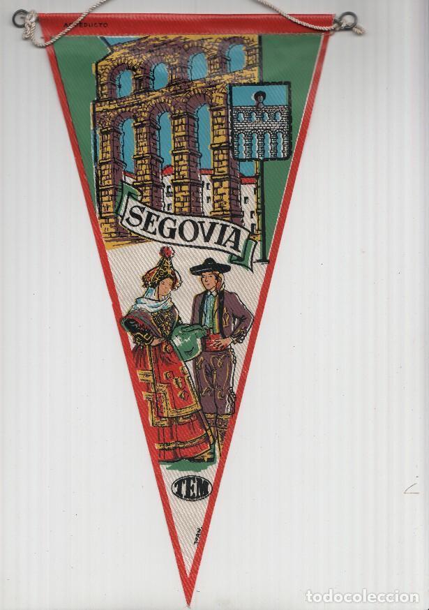 Collection pennants: BANDERIN: TEM SEGOVIA - Ilustracion del ACUEDUCTO DE SEGOVIA, Trajes tipicos y escudo de la localida