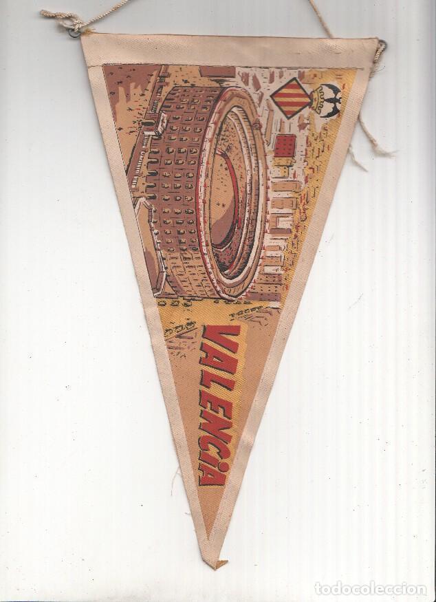 Collection pennants: BANDERIN: VALENCIA - Ilustracion aerea de la PLAZA DE TOROS DE VALENCIA y escudo de la localidad - V