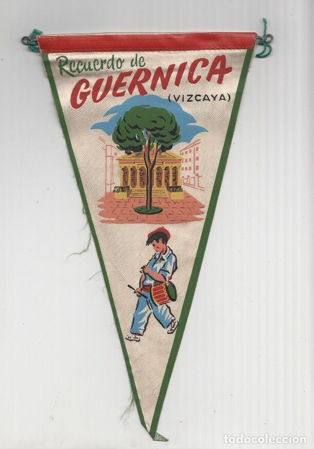Sammlung von Wimpeln: BANDERIN: GUERNICA, Vizcaya - Arbol de Guernica y Tamborilero de Guernica - VARIOS