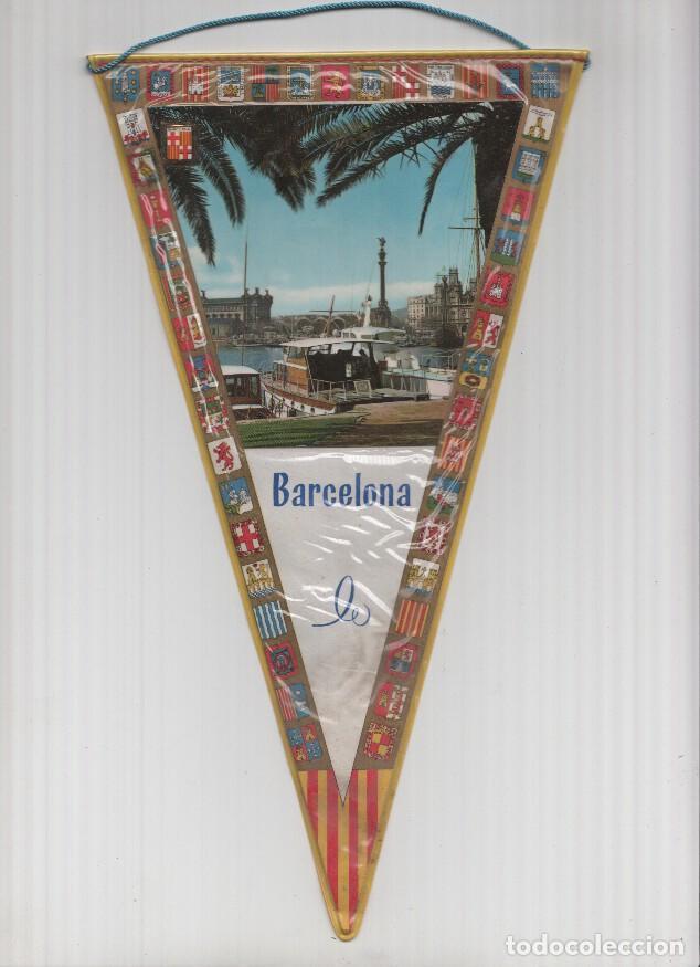 Sammlung von Wimpeln: Banderin: BARCELONA - Imagen del Moll de la Fusta con Colon al fondo - Varios