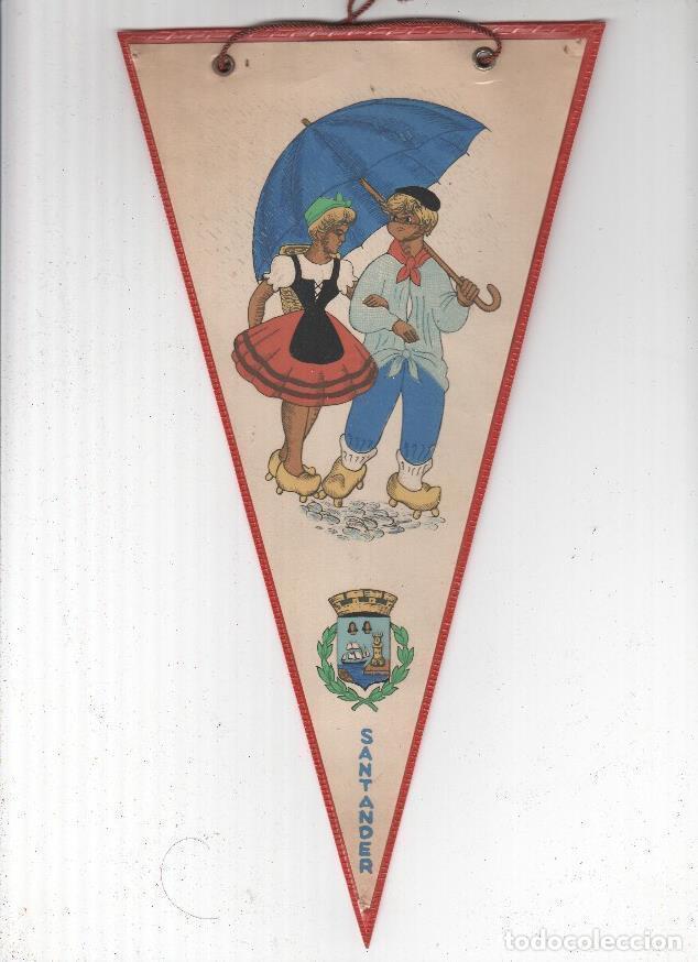 Sammlung von Wimpeln: BANDERIN: SANTANDER - Ilustracion de Trajes tipicos bajo la lluvia y escudo - VARIOS