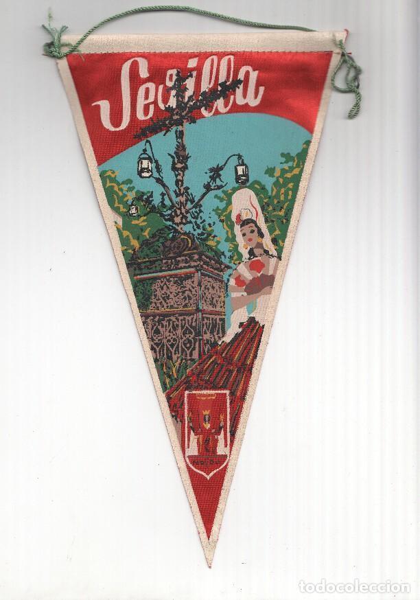 Sammlung von Wimpeln: BANDERIN: SEVILLA - Escudo y Vista de la Plaza de la Santa Cruz - Varios