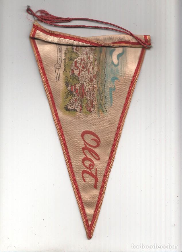 Sammlung von Wimpeln: BANDERIN: OLOT - Ilustracion de vista general en una cara. Escudo de Olot en otra cara. - VARIOS