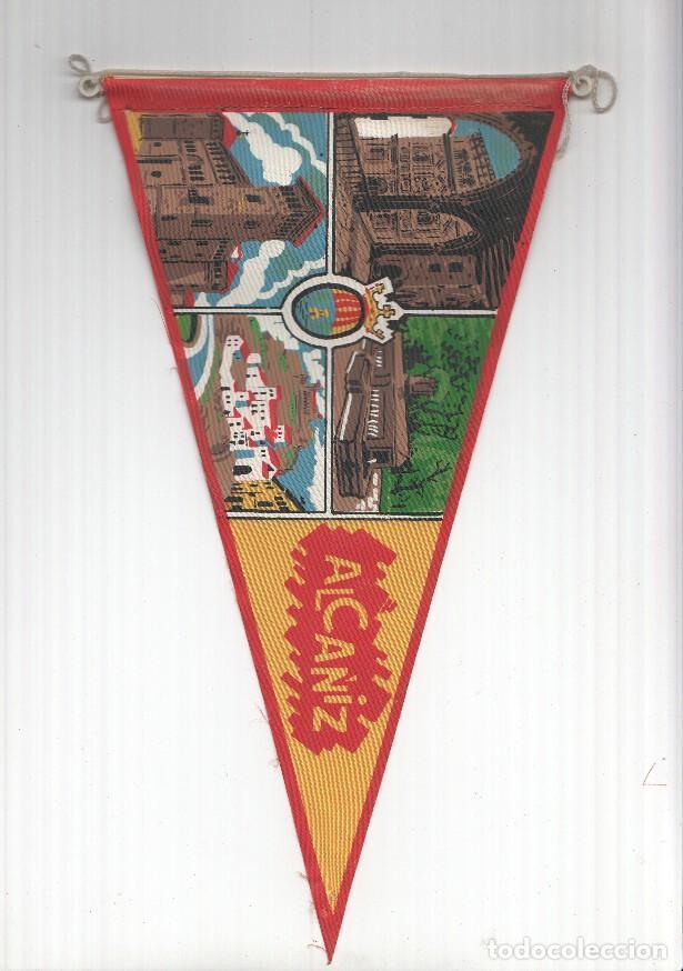 Bandierine di collezione: BANDERIN: ALCA&Ntilde;IZ, Teruel - Ilustracion de la Plaza Espa&ntilde;a, Parador Nacional y Fuente de Santa Lucia