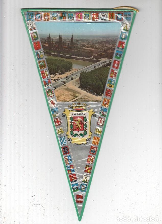 Fanions de collection: BANDERIN: ZARAGOZA - Vista aerea de la Basilica del Pilar y puente de Santiago de Zaragoza - VARIOS