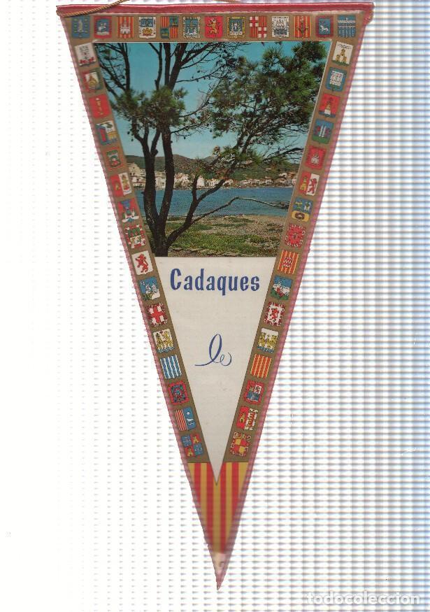 Sammlung von Wimpeln: BANDERIN: CADAQUES, Girona - Imagen de la localidad desde la lejania - VARIOS