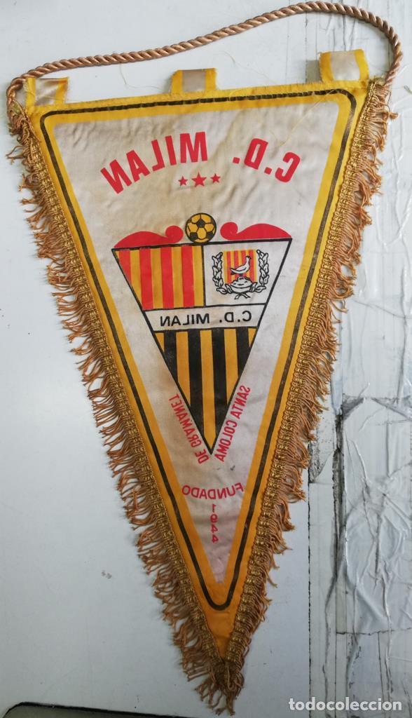 Collection pennants: Banderin: C.D. Milan santa coloma de gramanet -