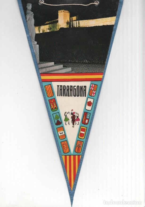 Fanions de collection: BANDERIN: TARAGONA - Vista Nocturna de las Murallas de Tarragona y sardanistas - Varios