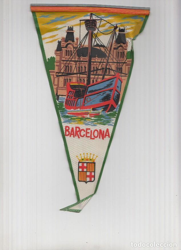 Fanions de collection: Banderin: BARCELONA - Ilustracion de goleta frente al Edifico de la Autoridad Portuaria de Barcelona