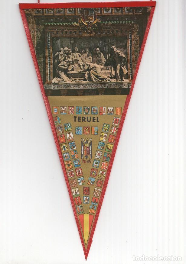 Collection pennants: BANDERIN: TERUEL - Imagen del Retablo de los Amantes de Teruel - Varios