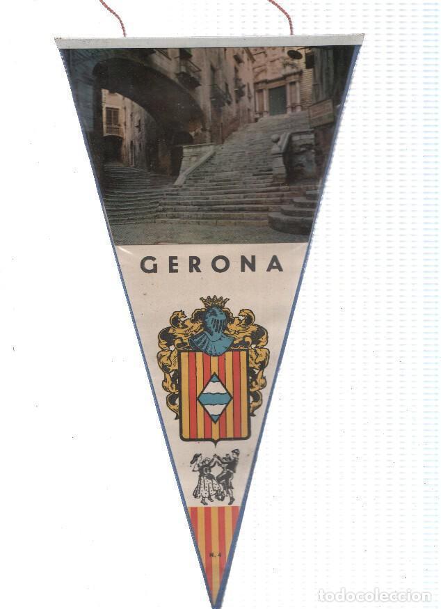 Collection pennants: BANDERIN: Girona (Girona) - Vista de la subida a la Iglesia de Santo Domingo de Girona - VARIOS
