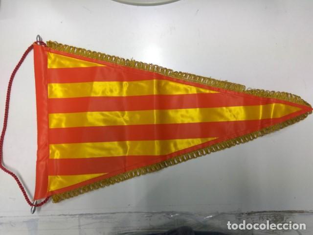 Collection pennants: BANDERIN: SENYERA CATALANA - De tela con ribetes dorados bordados - VARIOS