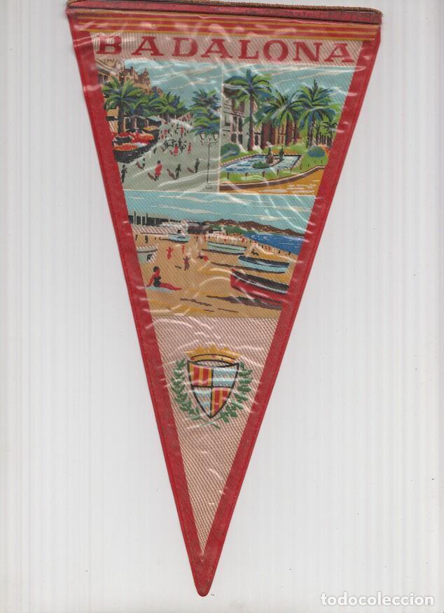 Fanions de collection: Banderin: BADALONA, Barcelona - 3 Ilustraciones genericas y escudo de la localidad - VARIOS