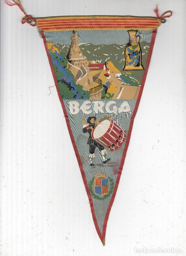 Fanions de collection: BANDERIN: BERGA - Escudo, vista general y Tabal de Berga - VARIOS