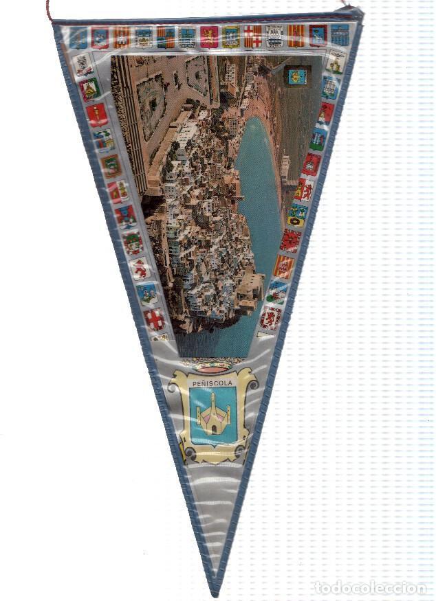 Fanions de collection: BANDERIN: PE&Ntilde;ISCOLA, Castellon - Vista de ciuidad Amurallada y escudo de la Localidad - Varios