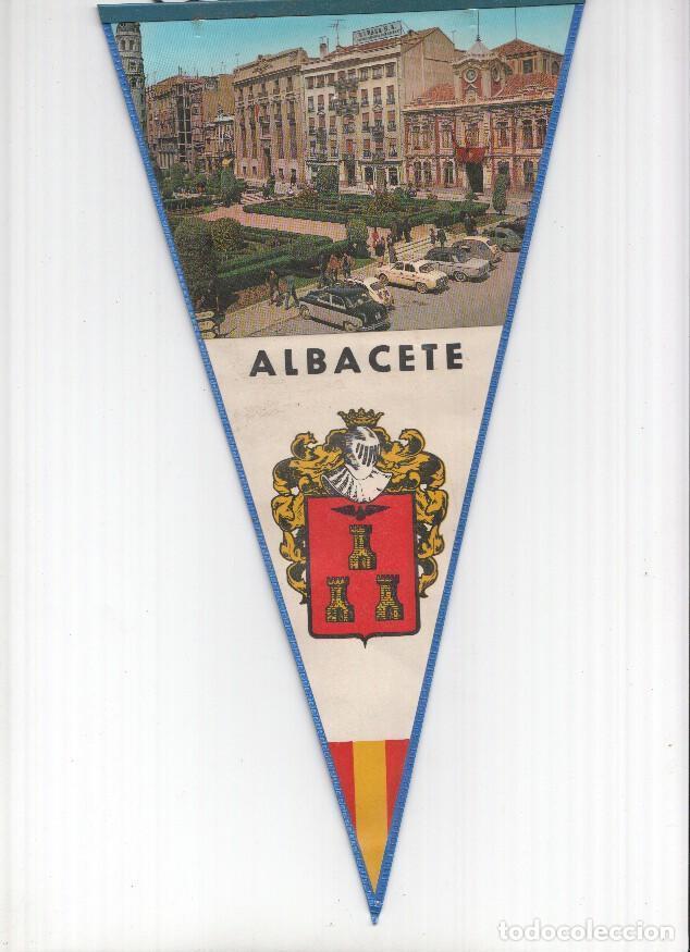 Fanions de collection: BANDERIN: ALBACETE - Imagen del Ayuntamiento viejo de la ciudad de Albacete - Varios