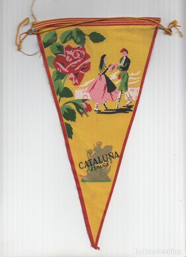 Fanions de collection: BANDERIN: CATALUNYA - Ilustracion de trajes tipicos catalanes y Sant Jordi. Banderin Turistico - VAR