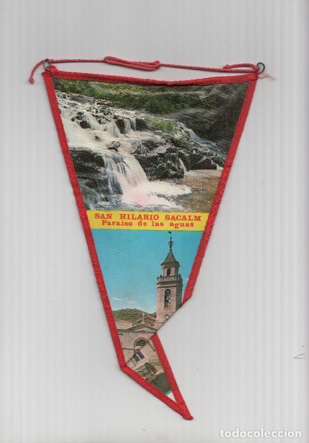 Collection pennants: BANDERIN: SANT HILARI SACALM, Girona - Imagen de la Iglesia y de cascada de Sant Hilari Sacalm - VAR