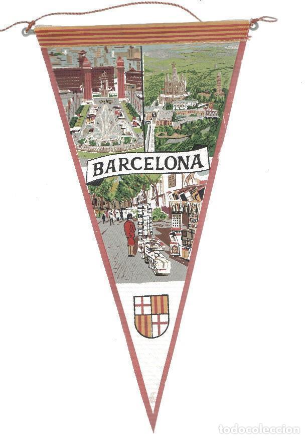 Collection pennants: BANDERIN: BARCELONA - Plaza Espa&ntilde;a, Tibidabo y Las Ramblas con escudo - Varios
