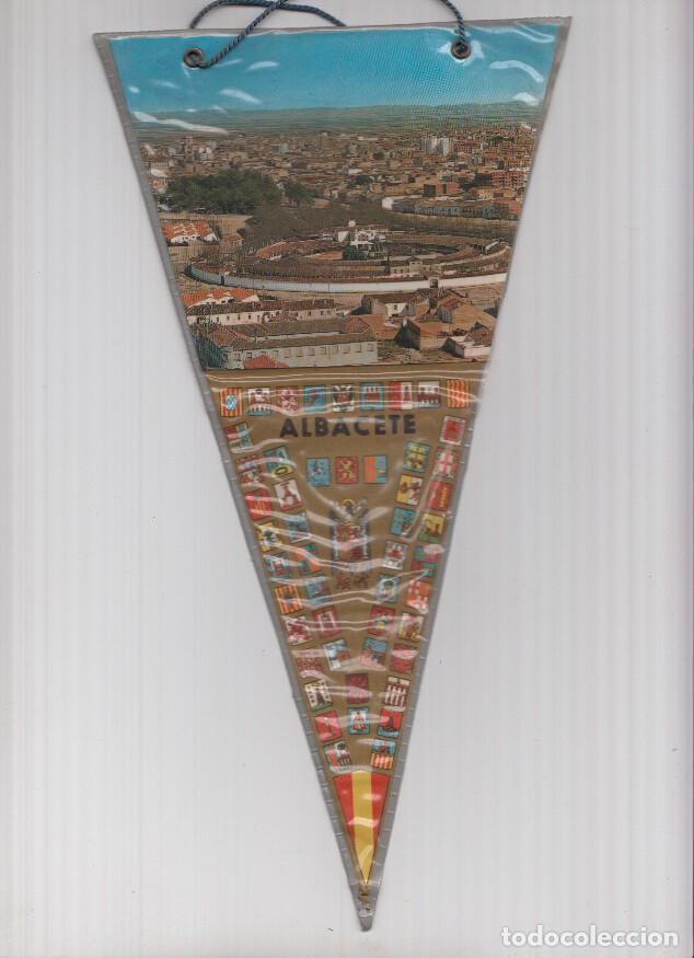Fanions de collection: Banderin: ALBACETE - Imagen aerea del Recinto Ferial de Albacete - Varios