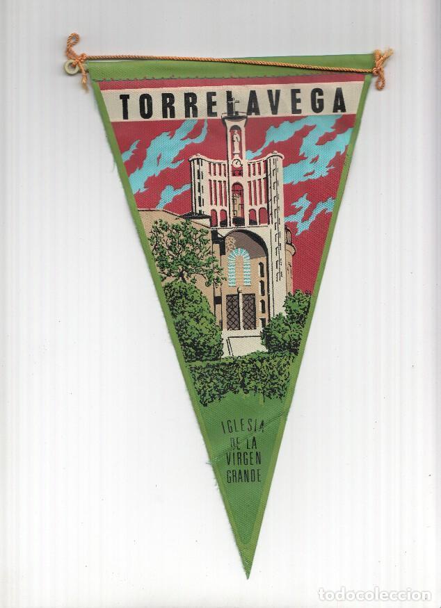 Fanions de collection: BANDERIN: TORRELAVEGA - Ilustracion de la Iglesia de la Virgen Grande - VARIOS