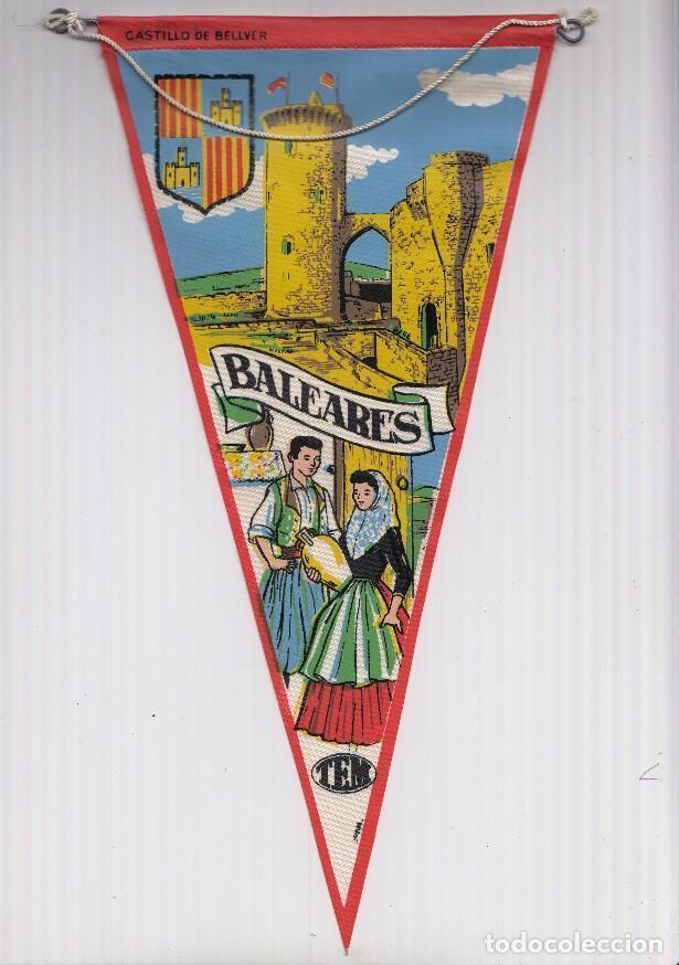 Fanions de collection: BANDERIN: TEM BALEARES- Ilustracion del CASTILLO DE BELLVER, Trajes tipicos y escudo de la localidad