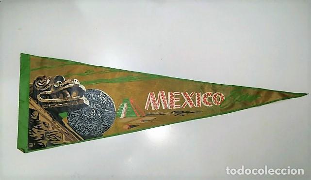Bandierine di collezione: BANDERIN: MEXICO - Ilustracion de piramide Chichen Itza, Piedra del Sol Azteca y Dragon Azteca - VAR