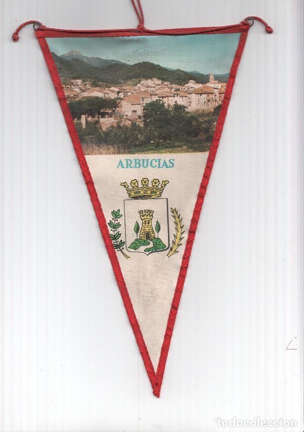 Collection pennants: BANDERIN: ARBUCIAS, Girona - Vista aerea de la localidad y escudo - VARIOS