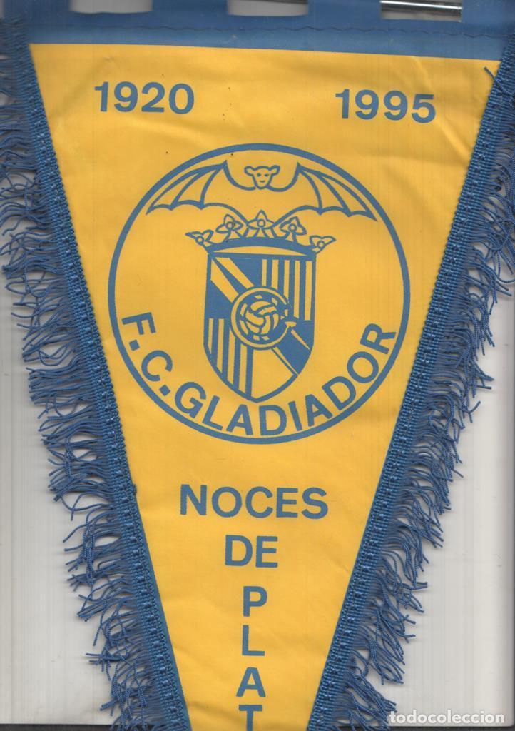 Fanions de collection: Banderin: F.C.Gladiador noches de plati -
