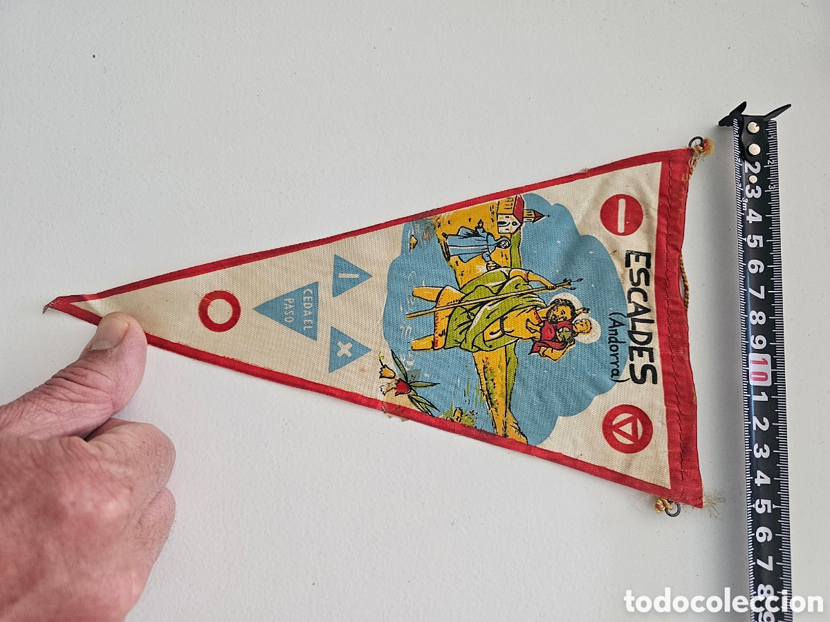 Banderines de colecci&oacute;n: Bander&iacute;n de Escaldes Andorra, Cierra el paso 1950s 1960s
