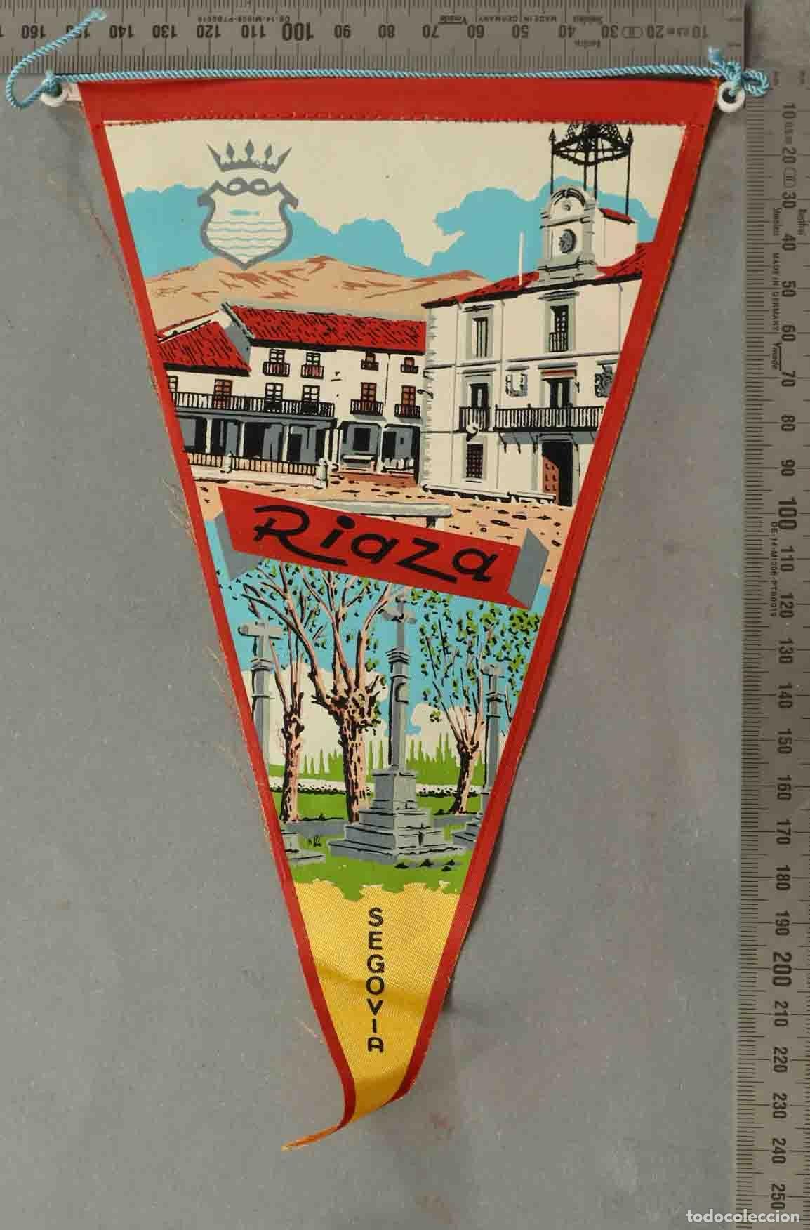 Banderines de colecci&oacute;n: BANDERIN. Recuerdo de Riaza - Segovia - Plaza Mayor