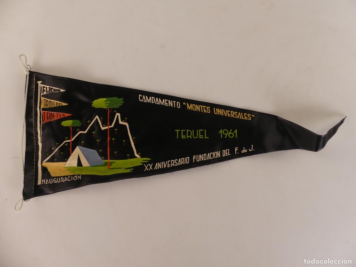 Fanions de collection: BANDERIN &ndash; CAMPAMENTO MONTES UNIVERSALES TERUEL 1961 &ndash; XX ANIVERSARIO FUNDACION DEL F DE J