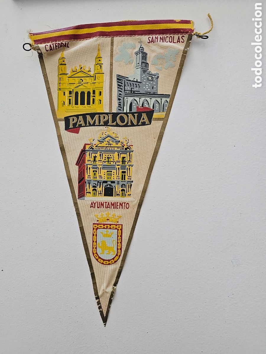 Banderines de colecci&oacute;n: Bander&iacute;n de Pamplona Ayuntamiento Catedral y San Nicolas 1950s 1970s