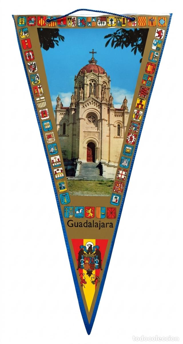 Banderines de colecci&oacute;n: Guadalajara - Pante&oacute;n de la Duquesa de Sevillano (Pante&oacute;n de Maria Diega Desmais - Bander&iacute;n vintage