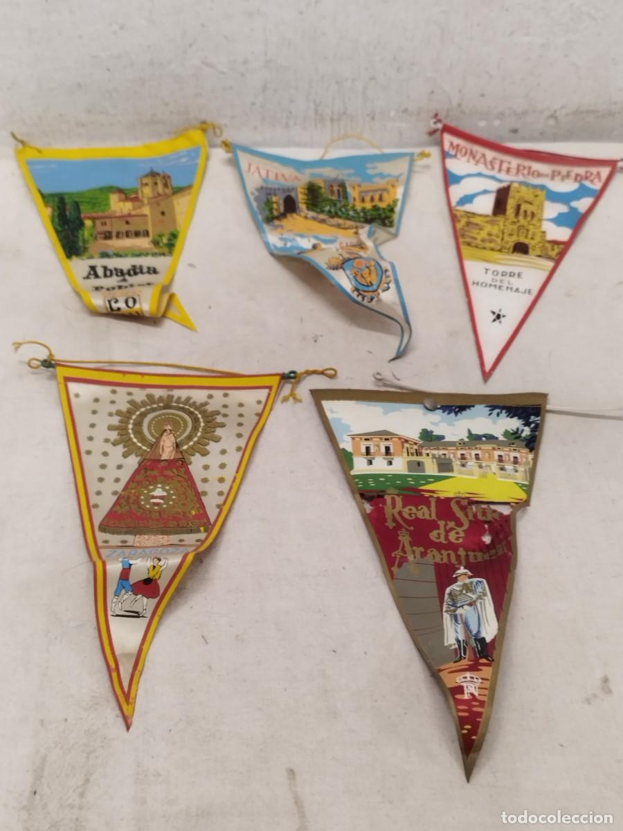 Galhardetes de cole&ccedil;&atilde;o: Lote de 5 banderines espa&ntilde;oles. Zaragoza, Abadia de poblet, Jativa, Aranjuez.