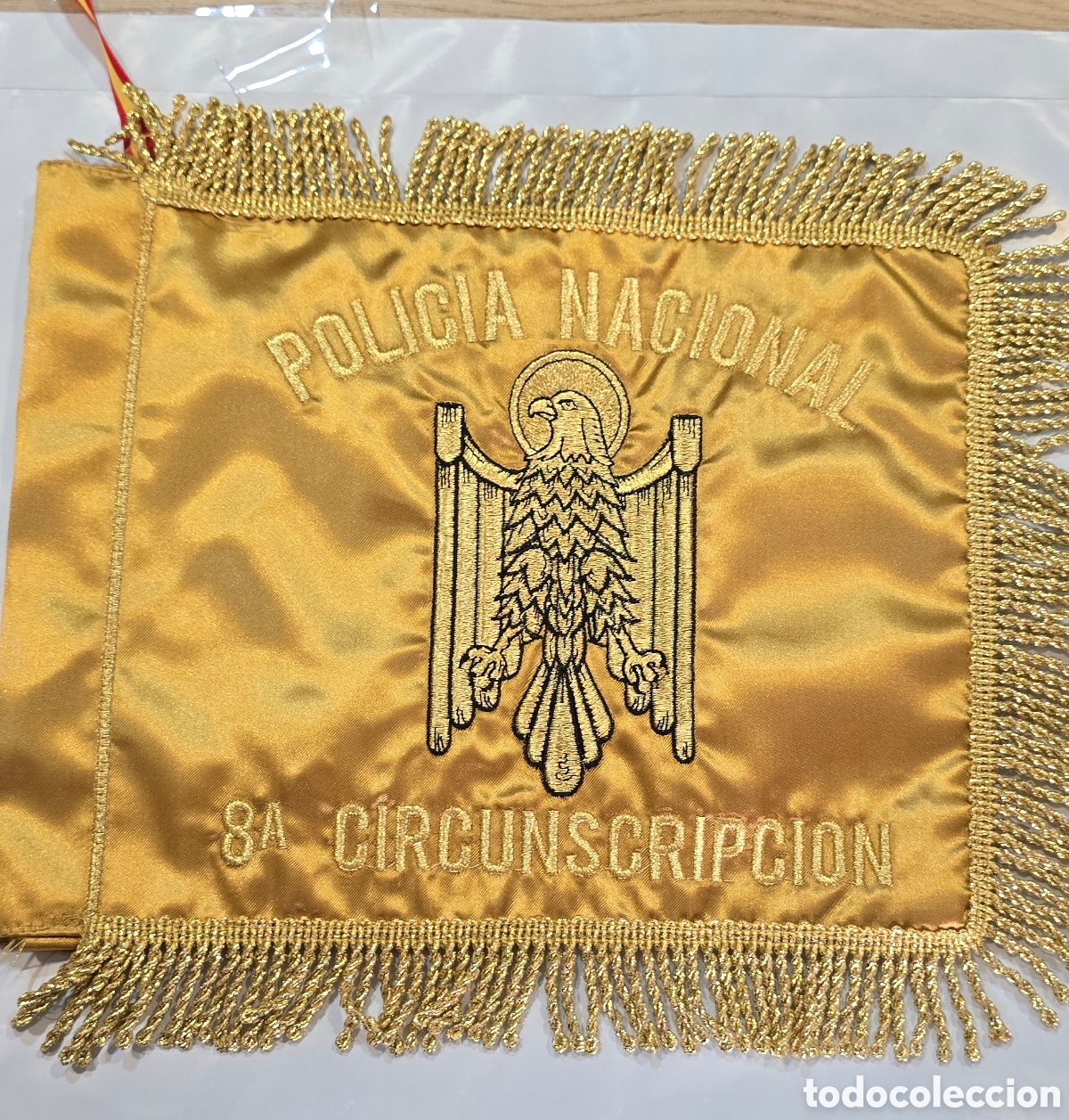 Sammlung von Wimpeln: Banderin CNP POLICIA NACIONAL 8 circuncisi&oacute;n