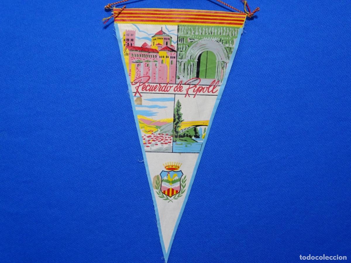 Banderines de colecci&oacute;n: BANDERIN RECUERDO DE RIPOLL CATALUNYA.