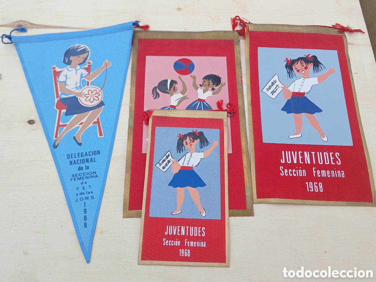 Sammlung von Wimpeln: LORE, BANDERINES JUVENTUDES SECCION FEMENINA 1966 Y 68.