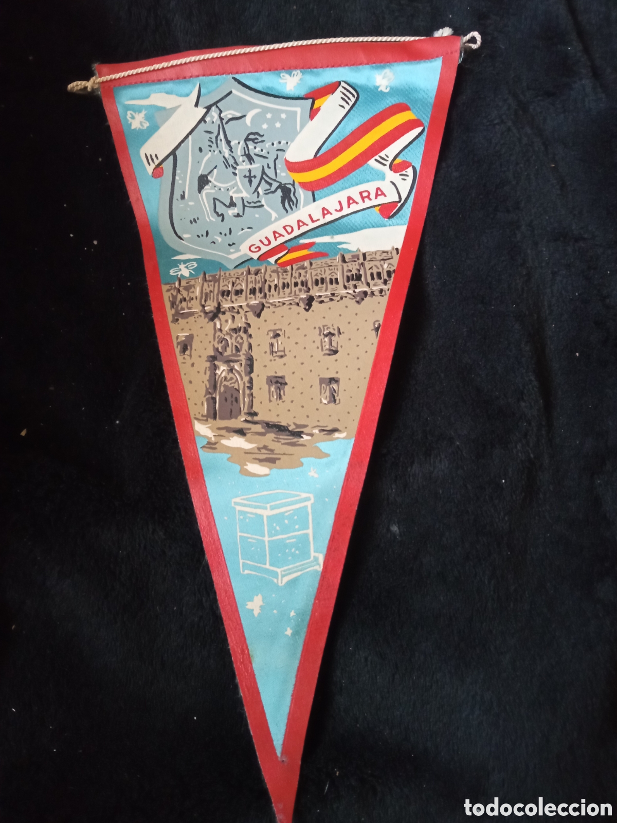 Banderines de colecci&oacute;n: Antiguo banderin, Guadalajara, mide 26 cm de altura