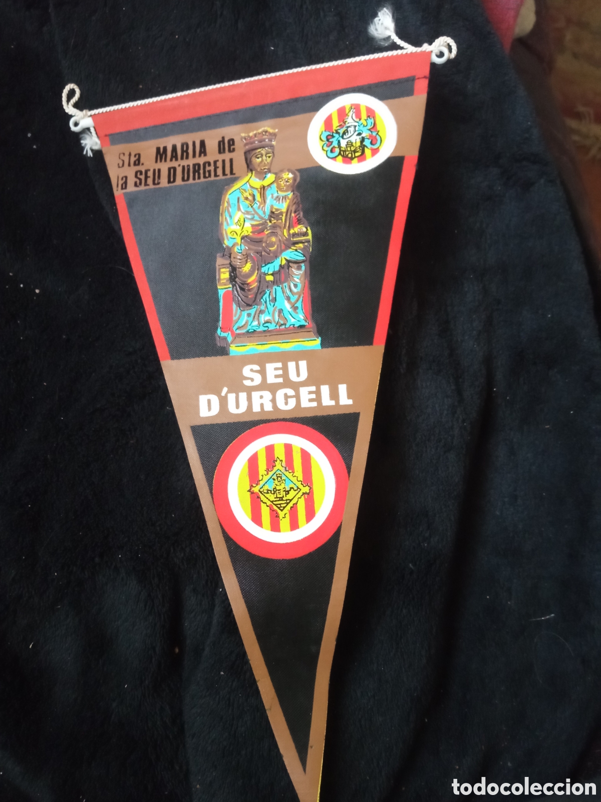 Banderines de colecci&oacute;n: Antiguo banderin Santa Maria de la Seu Durgell, mide 27,5 cm de altura