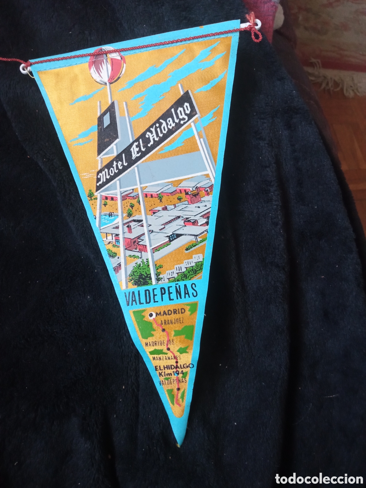 Banderines de colecci&oacute;n: Antiguo banderin, Hotel El Hidalgo, Valdepe&ntilde;as