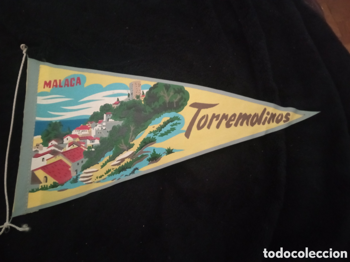 Banderines de colecci&oacute;n: Antiguo banderin, Torremolinos, M&aacute;laga, 26 cm de altura